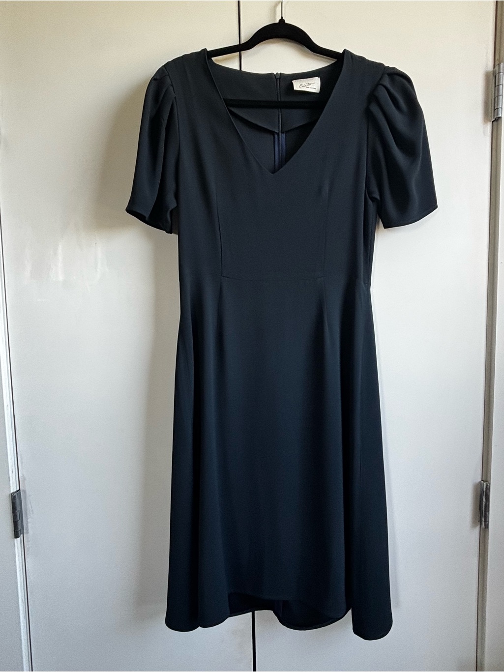 Simons Navy Midi Dress With V-Neck And Puff Sleeves